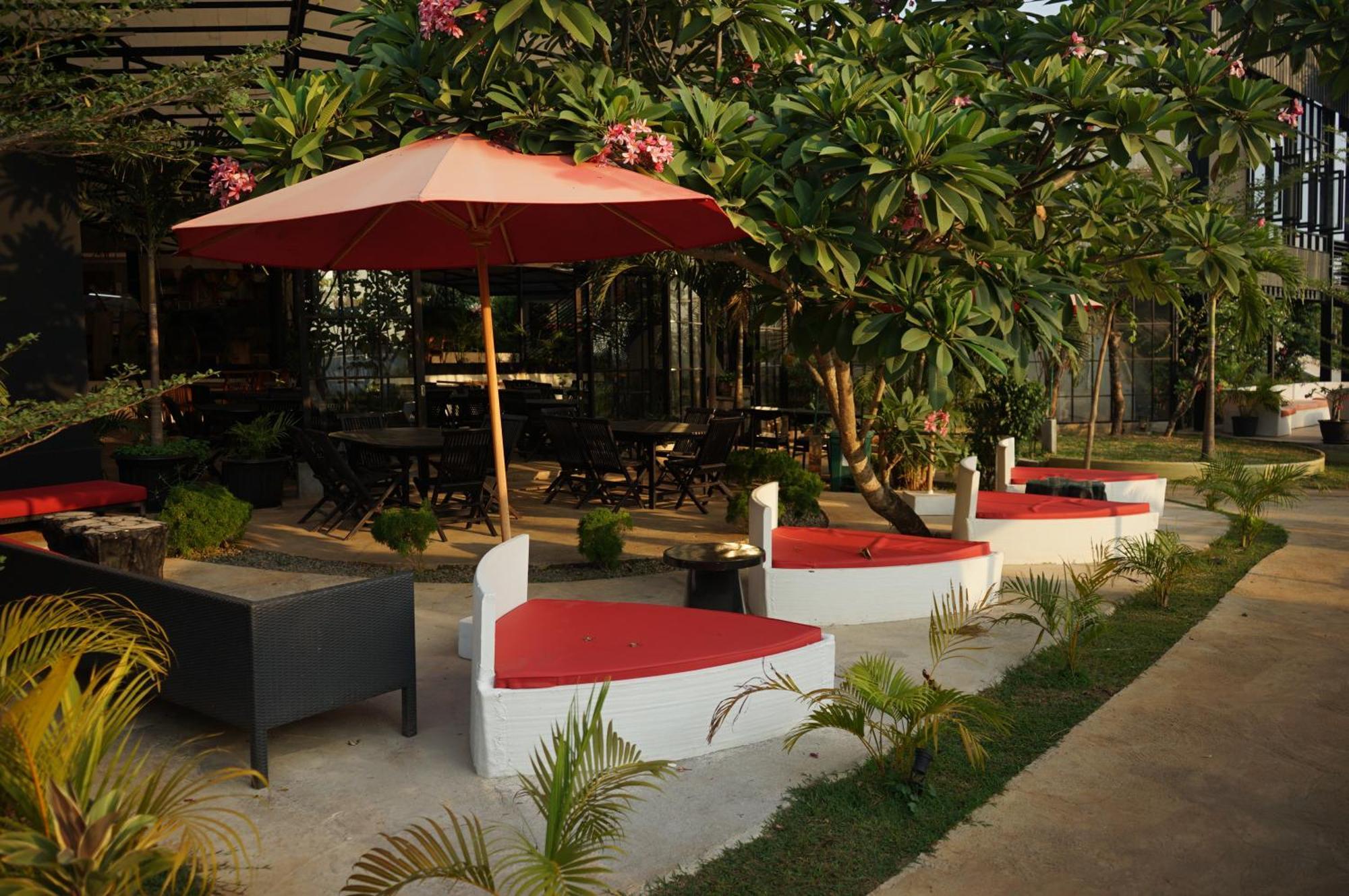 Lucca Resort & Residence Jepara Eksteriør billede